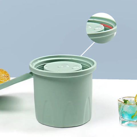 Ice Cube Tray Mold for Tumbler Stanley Cup Silicone Cylinder Ice Cube Maker Mold with Lid For 20oz 30oz 40oz kitchen tool access